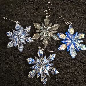 Sparkling Snowflake Ornaments Set - Blue, Silver, Gray